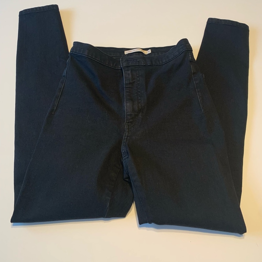 Levi’s Runaround Super Skinny Jeans, Pre-Owned Black XS